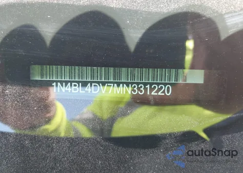 2021 Nissan Altima Sv Fwd z USA, uszkodzony, nr VIN 1N4BL4DV7MN331220